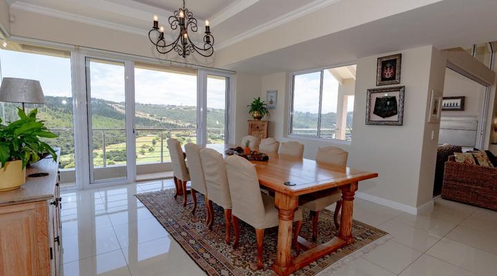 Manhattan Estates - Woodlands Villa