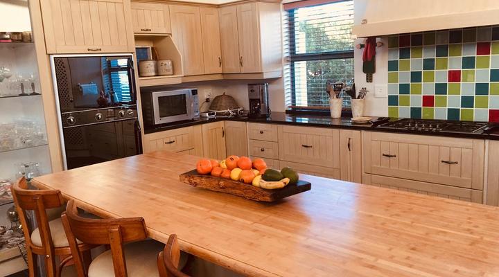 Manhattan Estates - Woodlands Villa