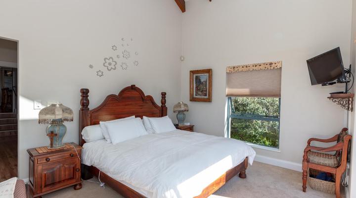 Manhattan Estates - Woodlands Villa