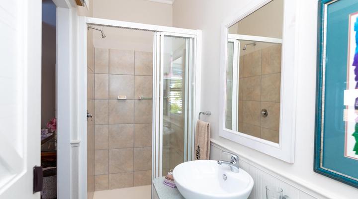 Manhattan Estates - Woodlands Villa