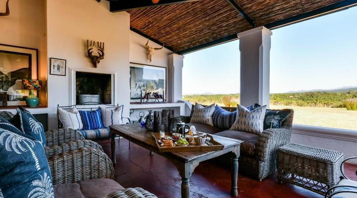 Manhattan Estates - Woodlands Villa