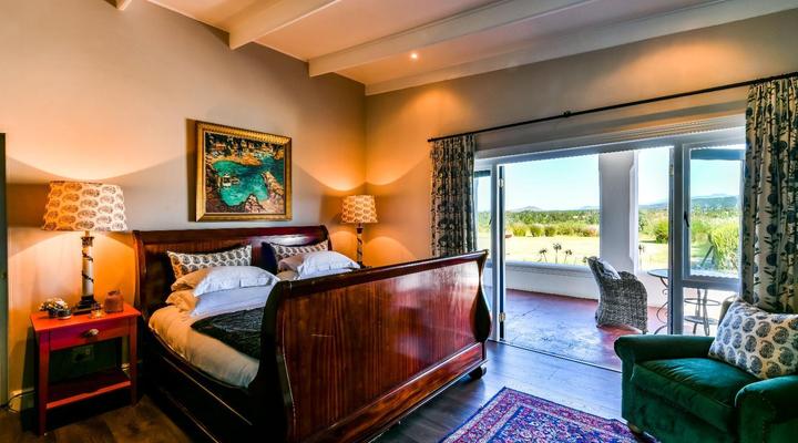 Manhattan Estates - Woodlands Villa