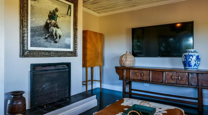 Manhattan Estates - Woodlands Villa