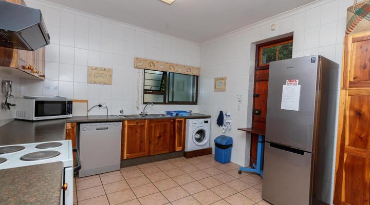 Manhattan Estates - Woodlands Villa