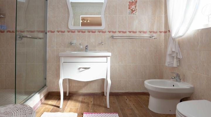 Manhattan Estates - Woodlands Villa