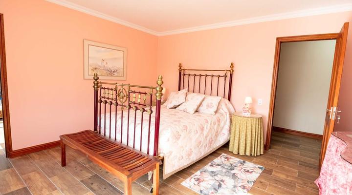 Manhattan Estates - Woodlands Villa