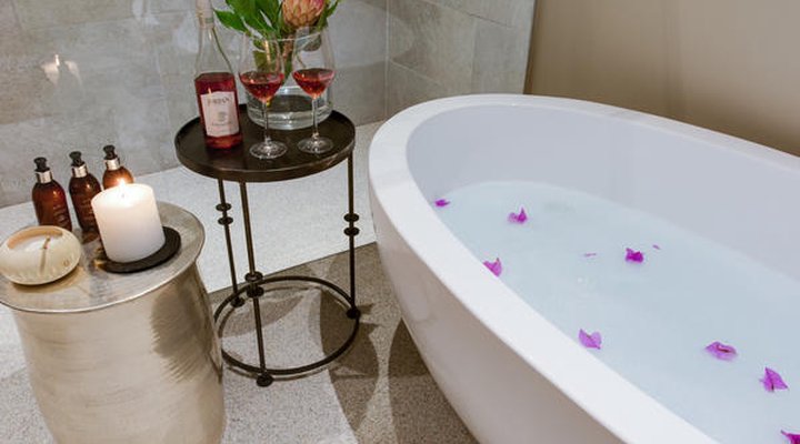 Jordan Luxury Suites