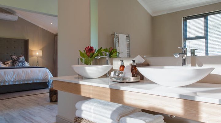 Jordan Luxury Suites