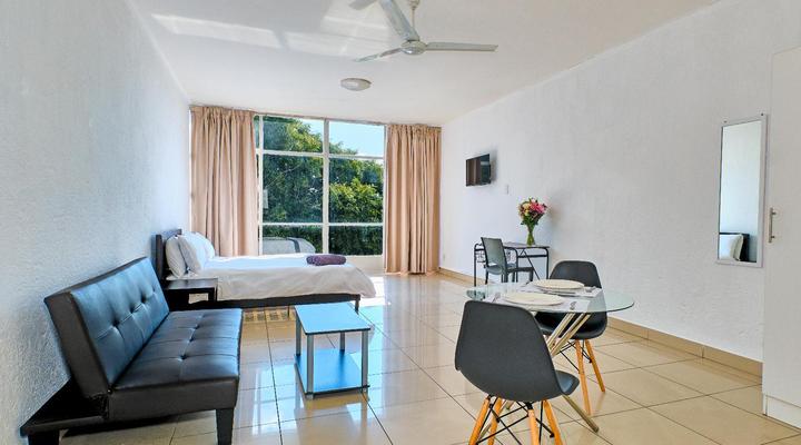 Inn & Out Sandton Park