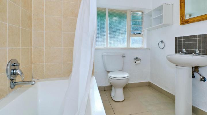 Inn & Out Sandton Park