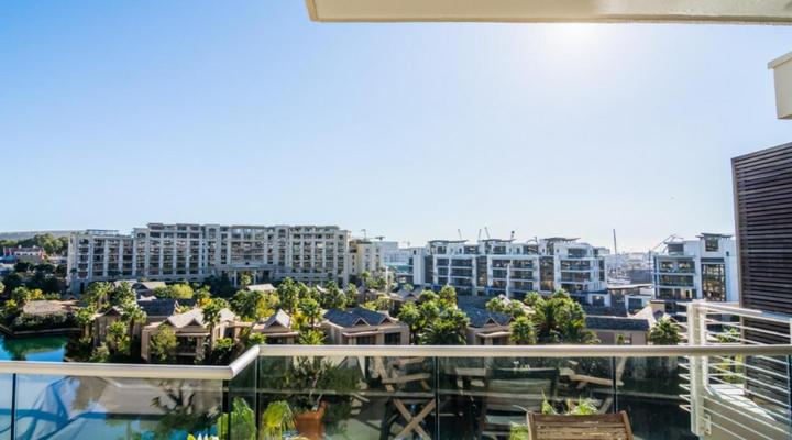 Mountain Marina Luxury Apartments