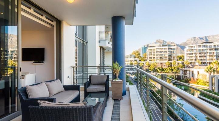 Mountain Marina Luxury Apartments