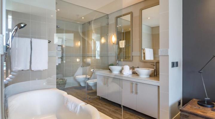 Mountain Marina Luxury Apartments