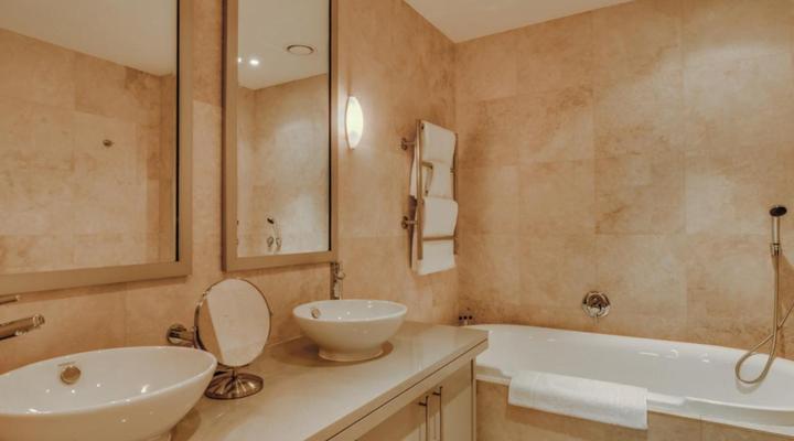 Mountain Marina Luxury Apartments