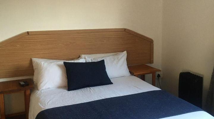 GS and Y Bed and Breakfast