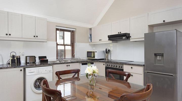 Winelands Golf Lodges 12 by HostAgents