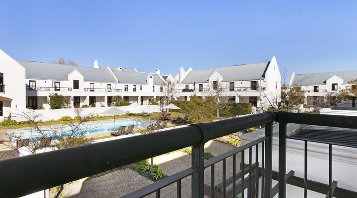 Winelands Golf Lodges 12 by HostAgents