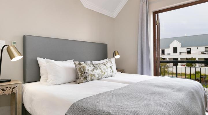 Winelands Golf Lodges 12 by HostAgents