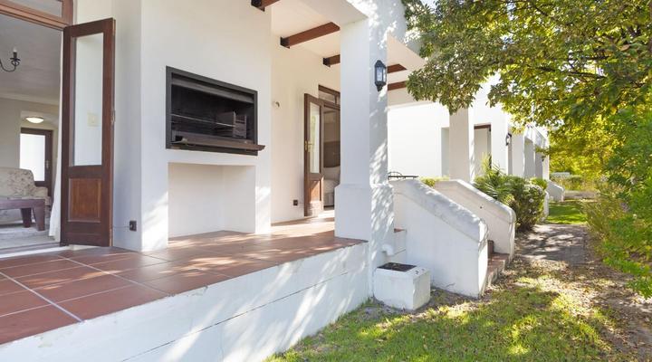 Winelands Golf Lodges 12 by HostAgents