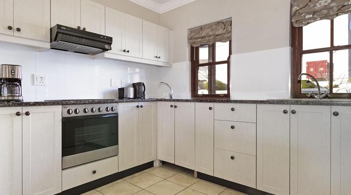 Winelands Golf Lodges 12 by HostAgents