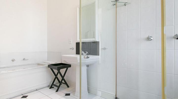 Winelands Golf Lodges 12 by HostAgents