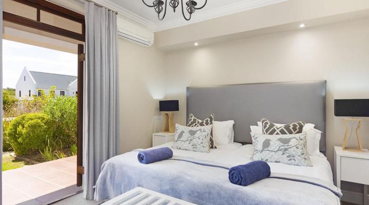 Winelands Golf Lodges 12 by HostAgents