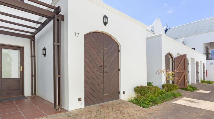 Winelands Golf Lodges 12 by HostAgents