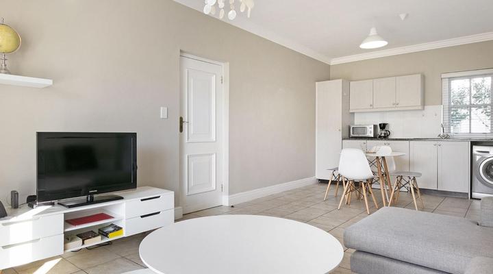 Winelands Golf Lodges 12 by HostAgents