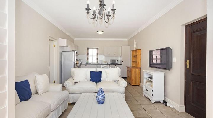 Winelands Golf Lodges 12 by HostAgents