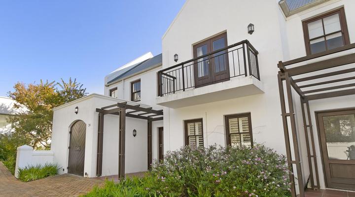 Winelands Golf Lodges 12 by HostAgents