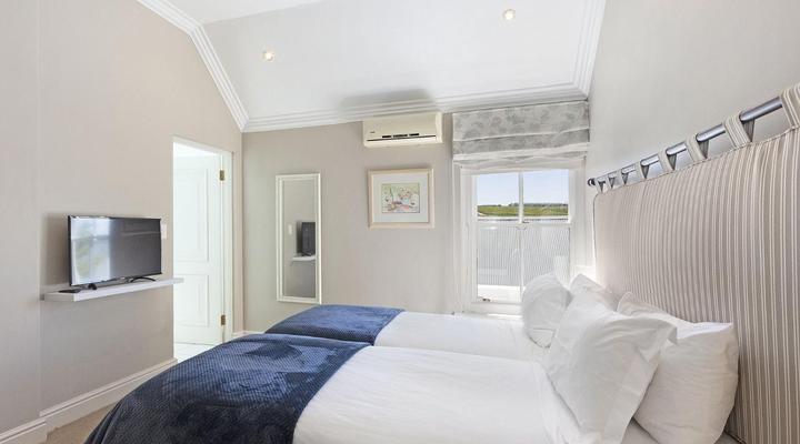 Winelands Golf Lodges 12 by HostAgents