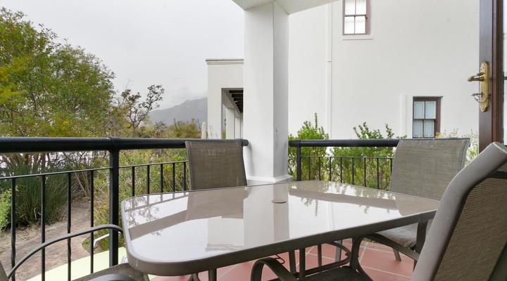 Winelands Golf Lodges 12 by HostAgents