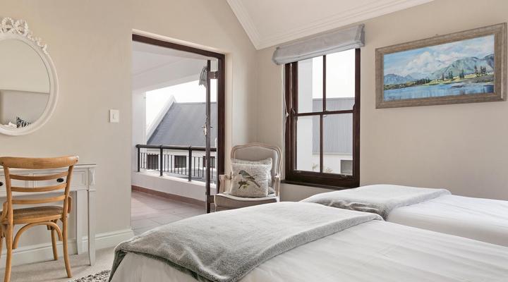 Winelands Golf Lodges 12 by HostAgents