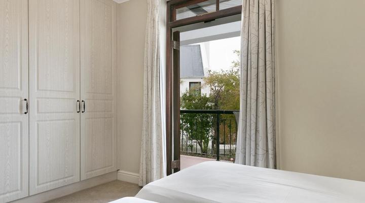 Winelands Golf Lodges 12 by HostAgents