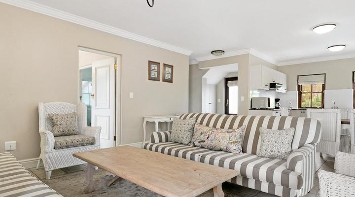 Winelands Golf Lodges 12 by HostAgents