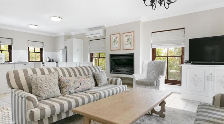 Winelands Golf Lodges 12 by HostAgents