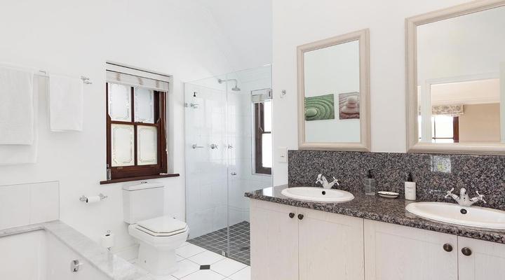 Winelands Golf Lodges 12 by HostAgents