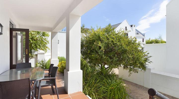 Winelands Golf Lodges 12 by HostAgents