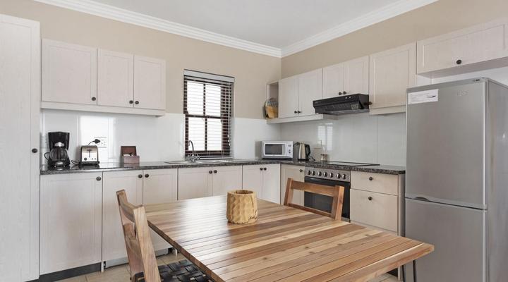 Winelands Golf Lodges 12 by HostAgents