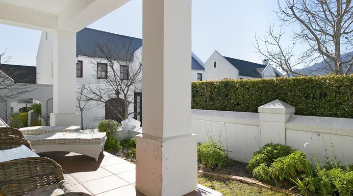 Winelands Golf Lodges 12 by HostAgents