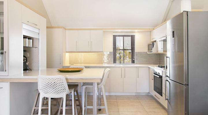 Winelands Golf Lodges 12 by HostAgents