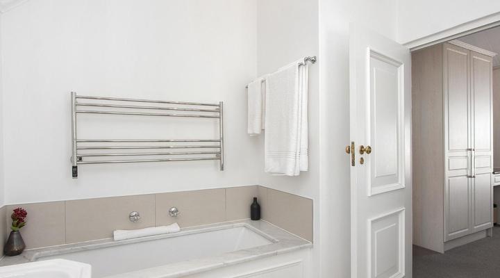 Winelands Golf Lodges 12 by HostAgents