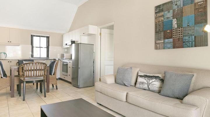 Winelands Golf Lodges 12 by HostAgents