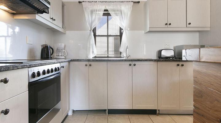 Winelands Golf Lodges 12 by HostAgents