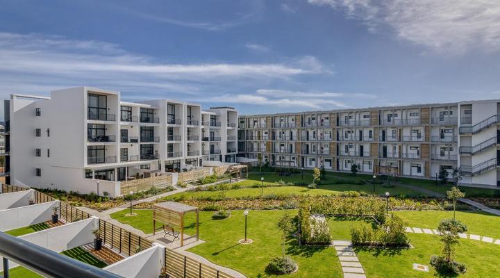 UniqueStay Paardevlei Square 2 Bedroom Apartment