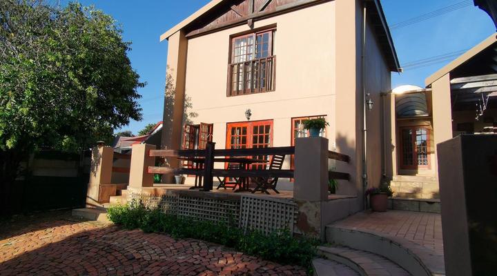 Paulshof Guesthouse - 15 Hluhluwe Road paulshof