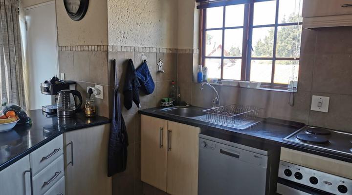 Paulshof Guesthouse - 15 Hluhluwe Road paulshof