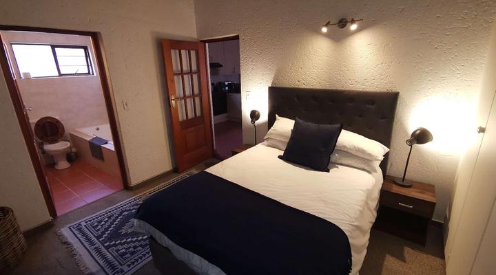 Paulshof Guesthouse - 15 Hluhluwe Road paulshof