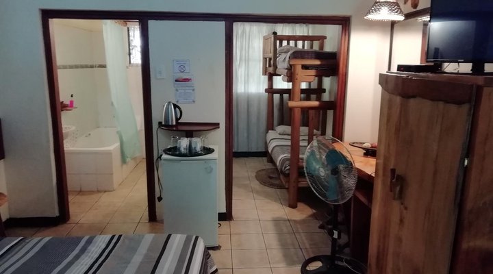 Umfolozi River Lodge and Bird Park