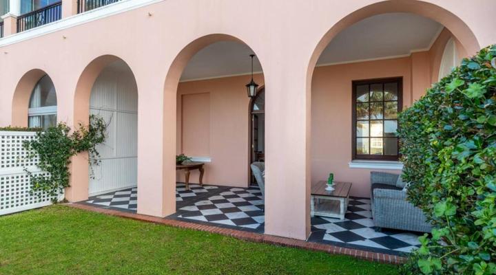 Majestic Village Apartments